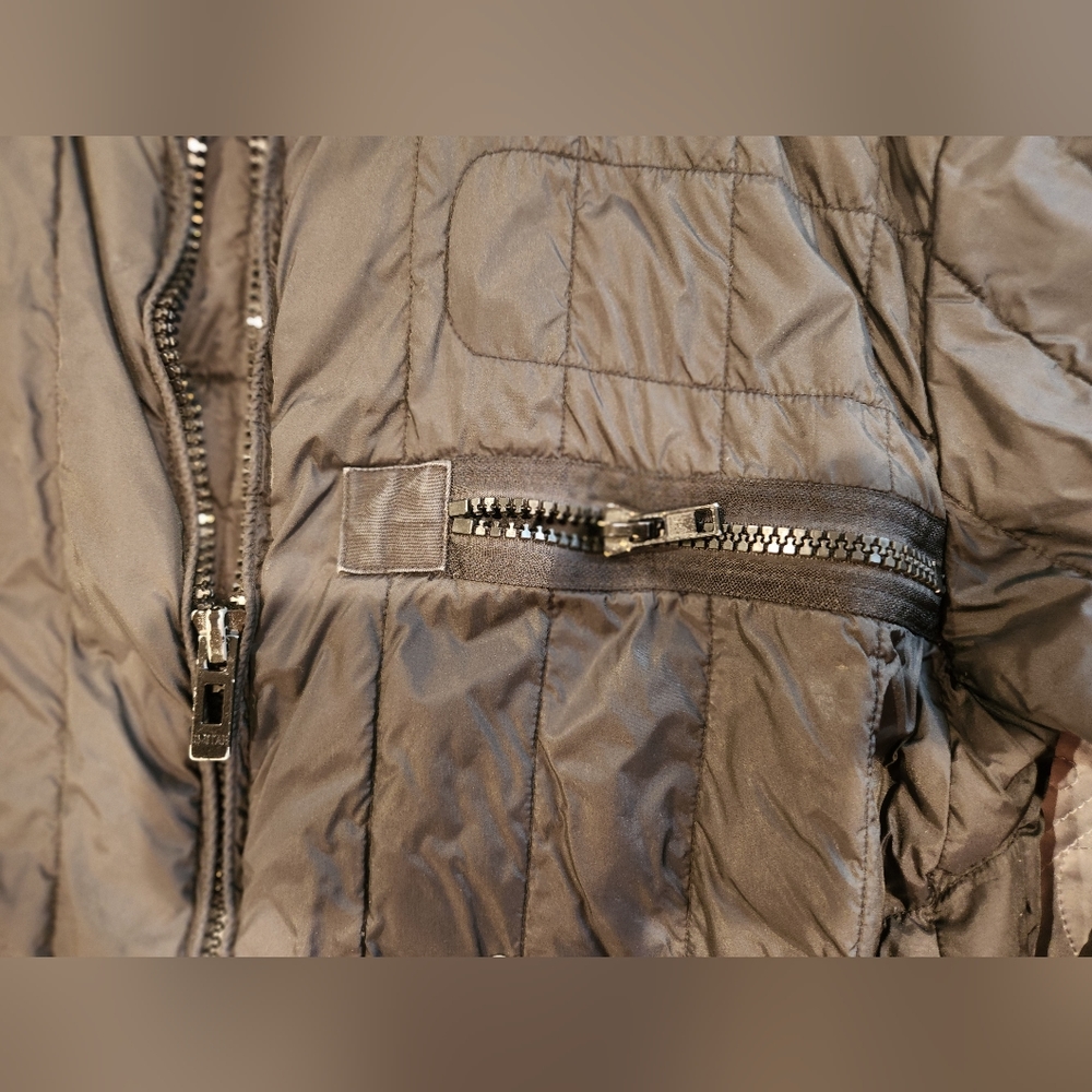 Zip-up Puffer Jacket - Picture 3 of 9
